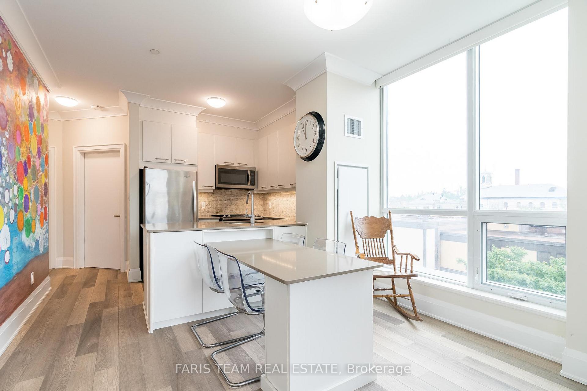 Photo 10 of Unit 305, 111 Worsley Street, Barrie, City Centre — HOMEH