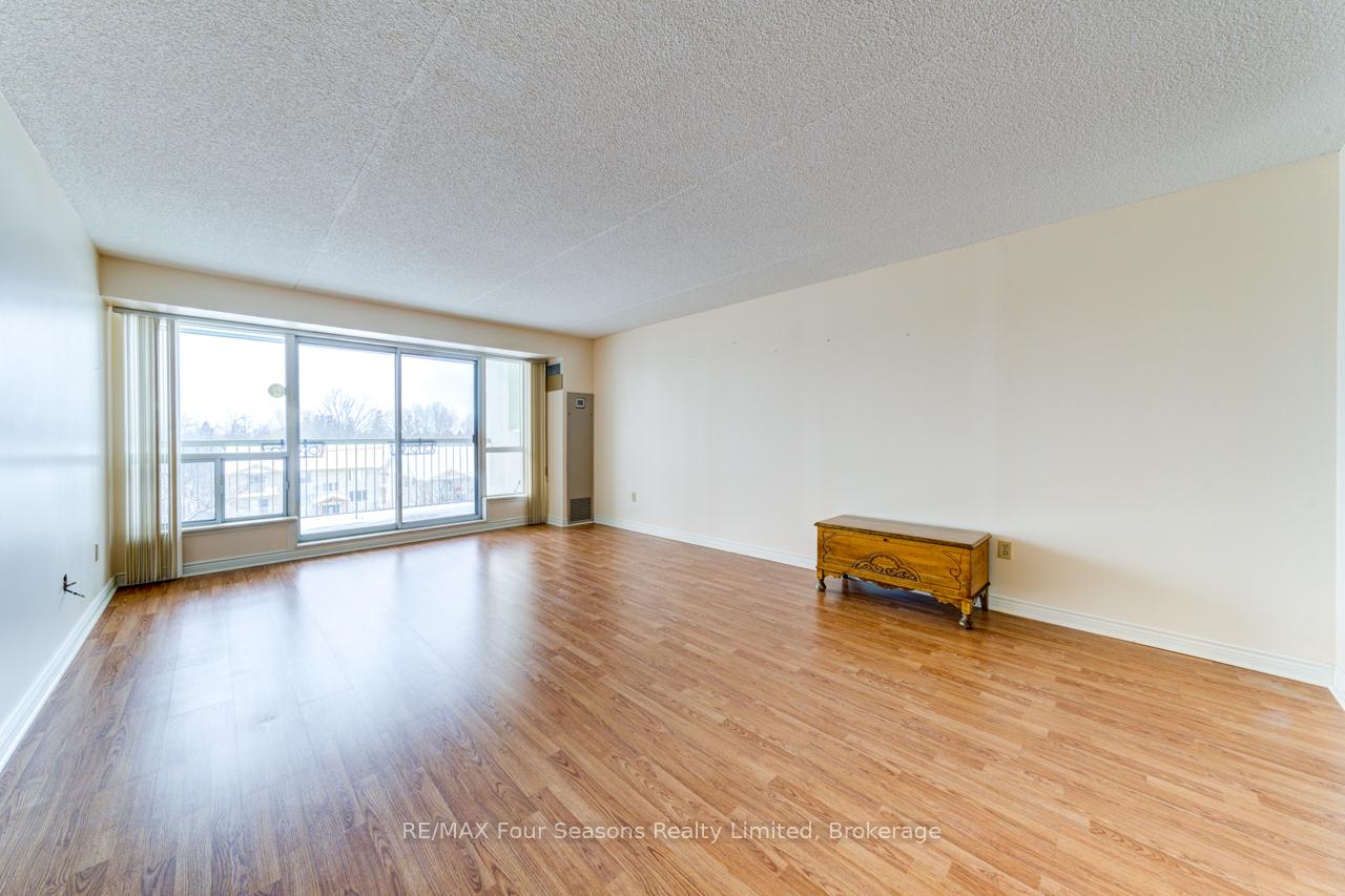 Photo 10 of Unit 415, 172 Eighth Street, Collingwood — HOMEH