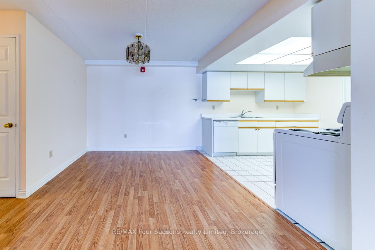 Photo 17 of Unit 415, 172 Eighth Street, Collingwood — HOMEH