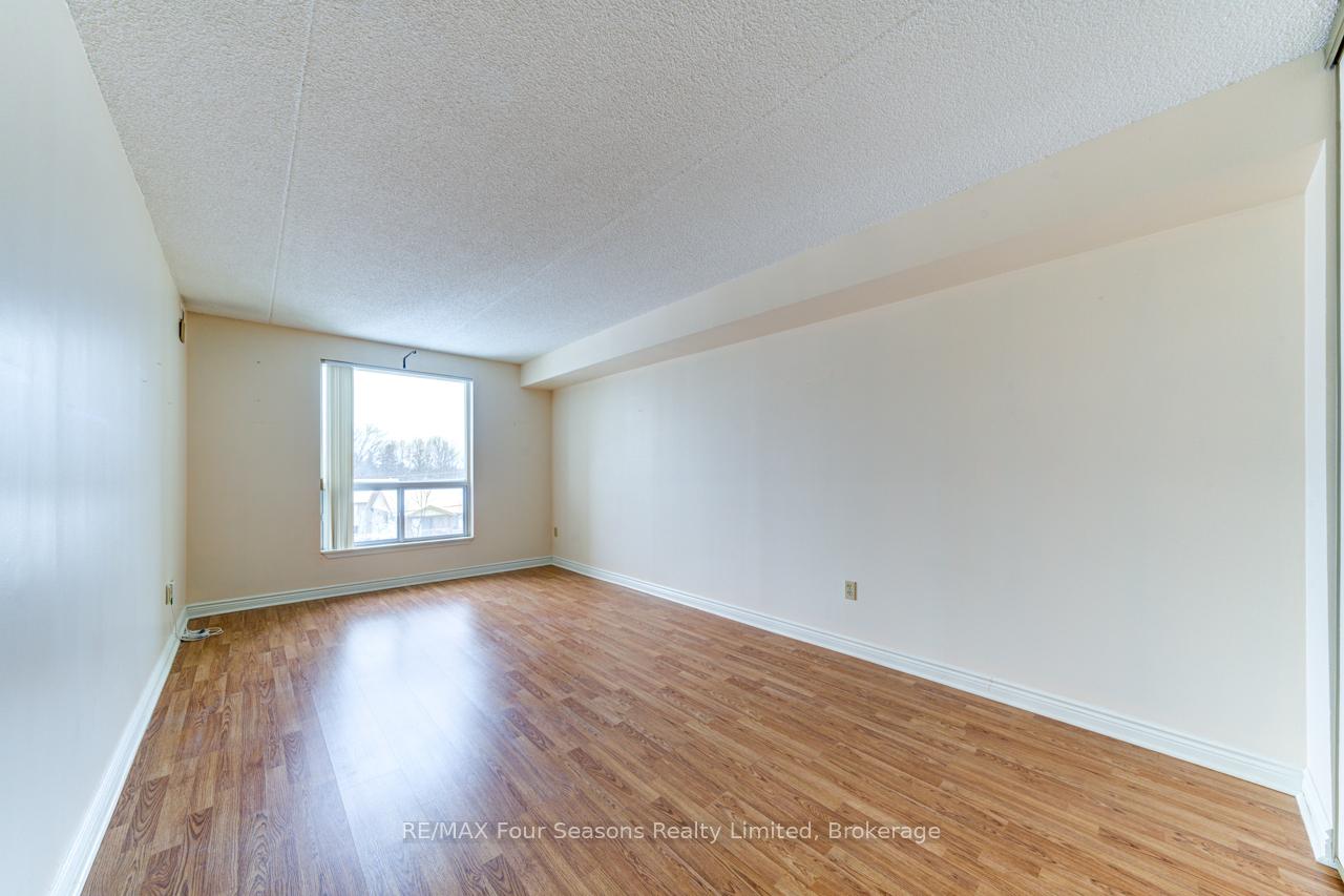 Photo 29 of Unit 415, 172 Eighth Street, Collingwood — HOMEH