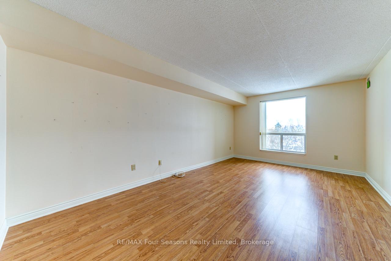 Photo 32 of Unit 415, 172 Eighth Street, Collingwood — HOMEH