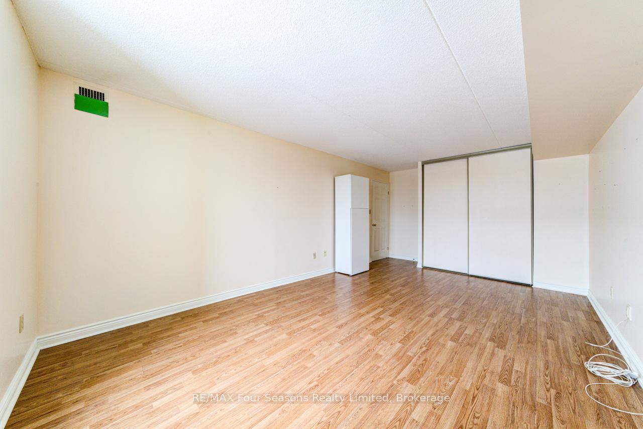 Photo 33 of Unit 415, 172 Eighth Street, Collingwood — HOMEH