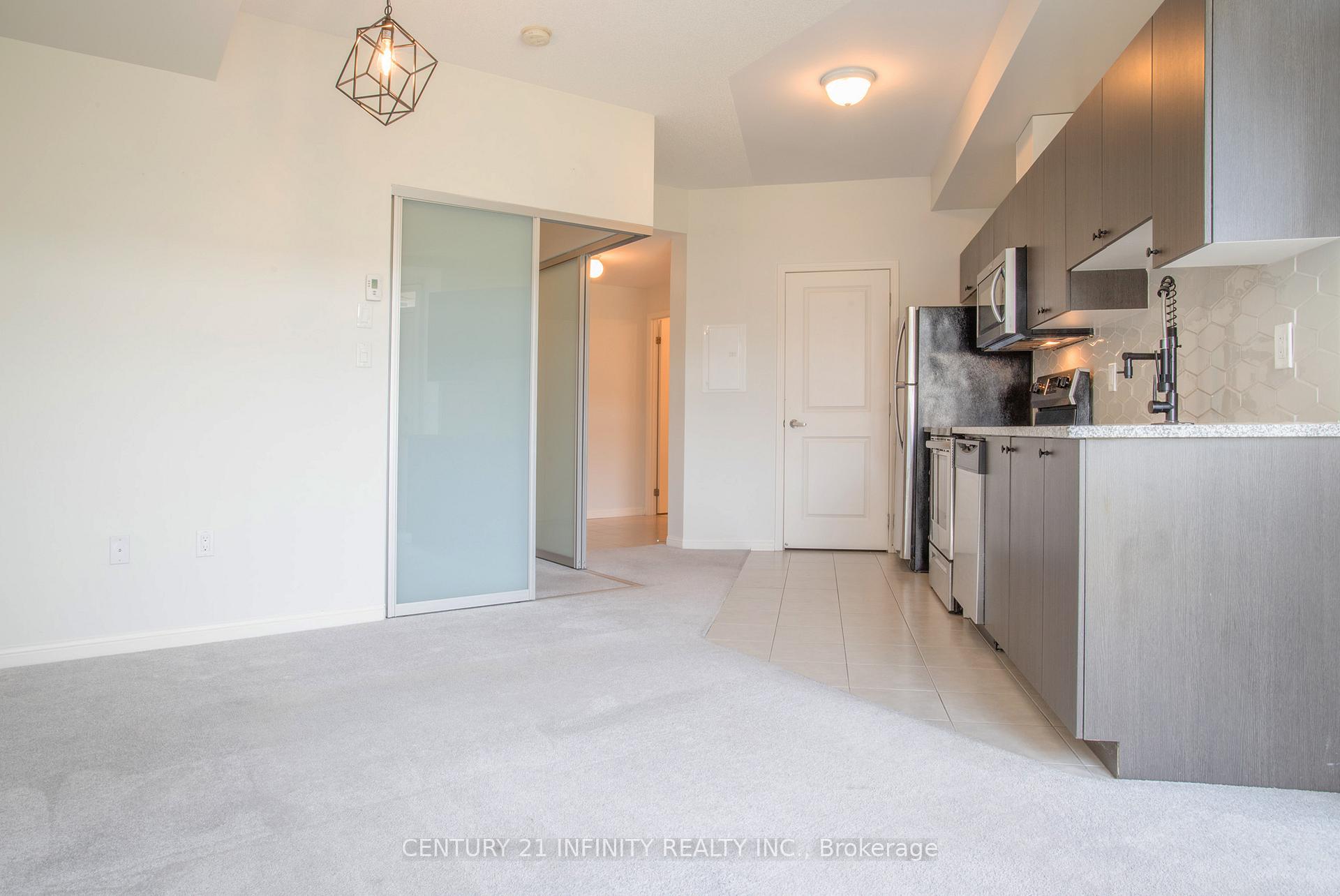 Photo 6 of Unit 201, 80 Aspen Springs Drive, Clarington, Bowmanville — HOMEH