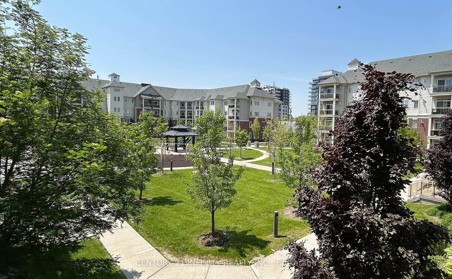 Photo 12 of Unit 201, 80 Aspen Springs Drive, Clarington, Bowmanville — HOMEH