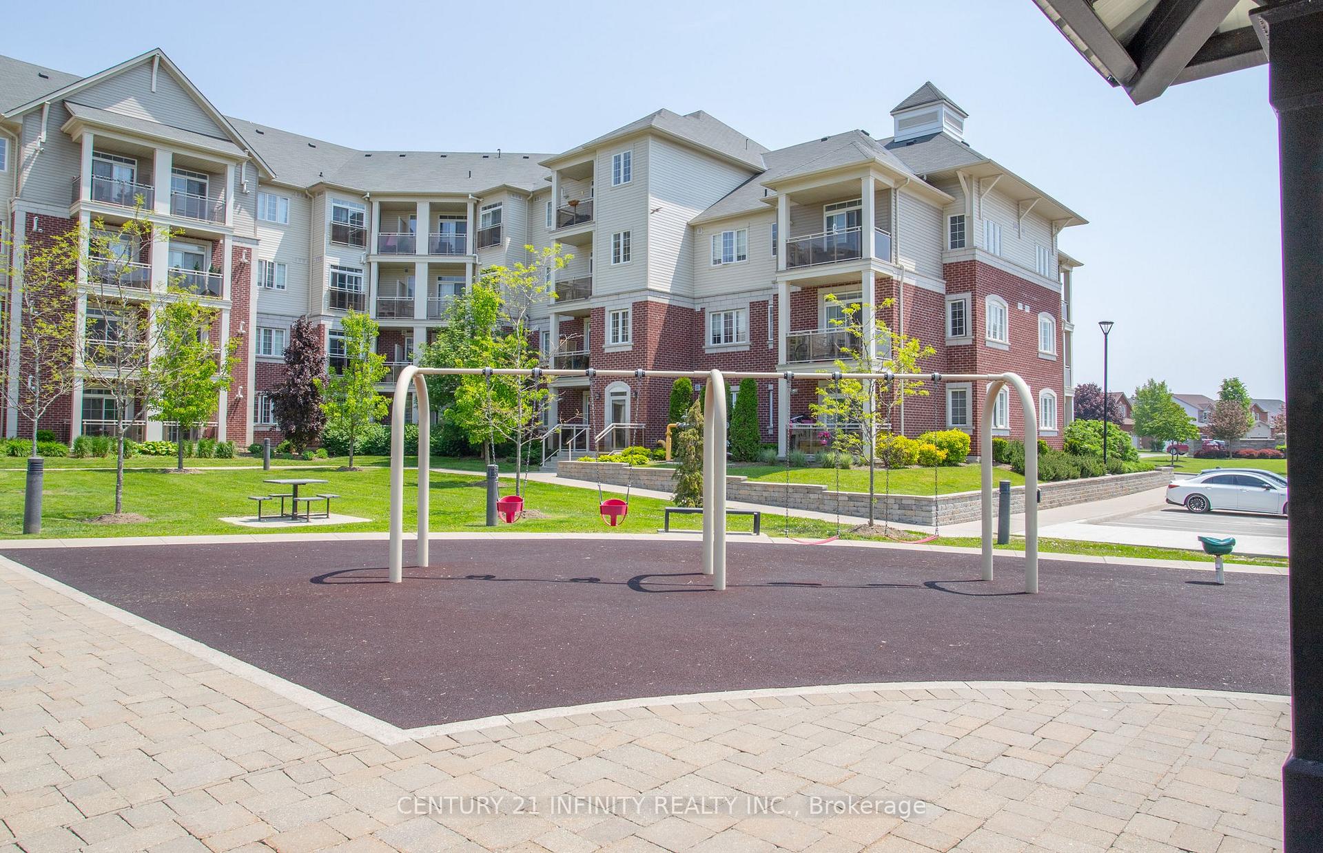 Photo 19 of Unit 201, 80 Aspen Springs Drive, Clarington, Bowmanville — HOMEH