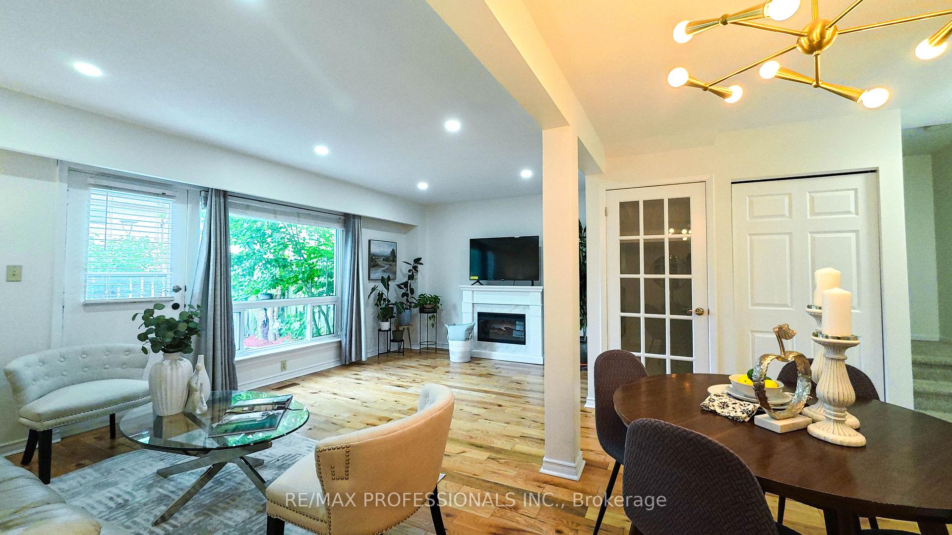 Photo 9 of Unit 27, 1 Wootten Way S, Markham, Sherwood-Amberglen — HOMEH