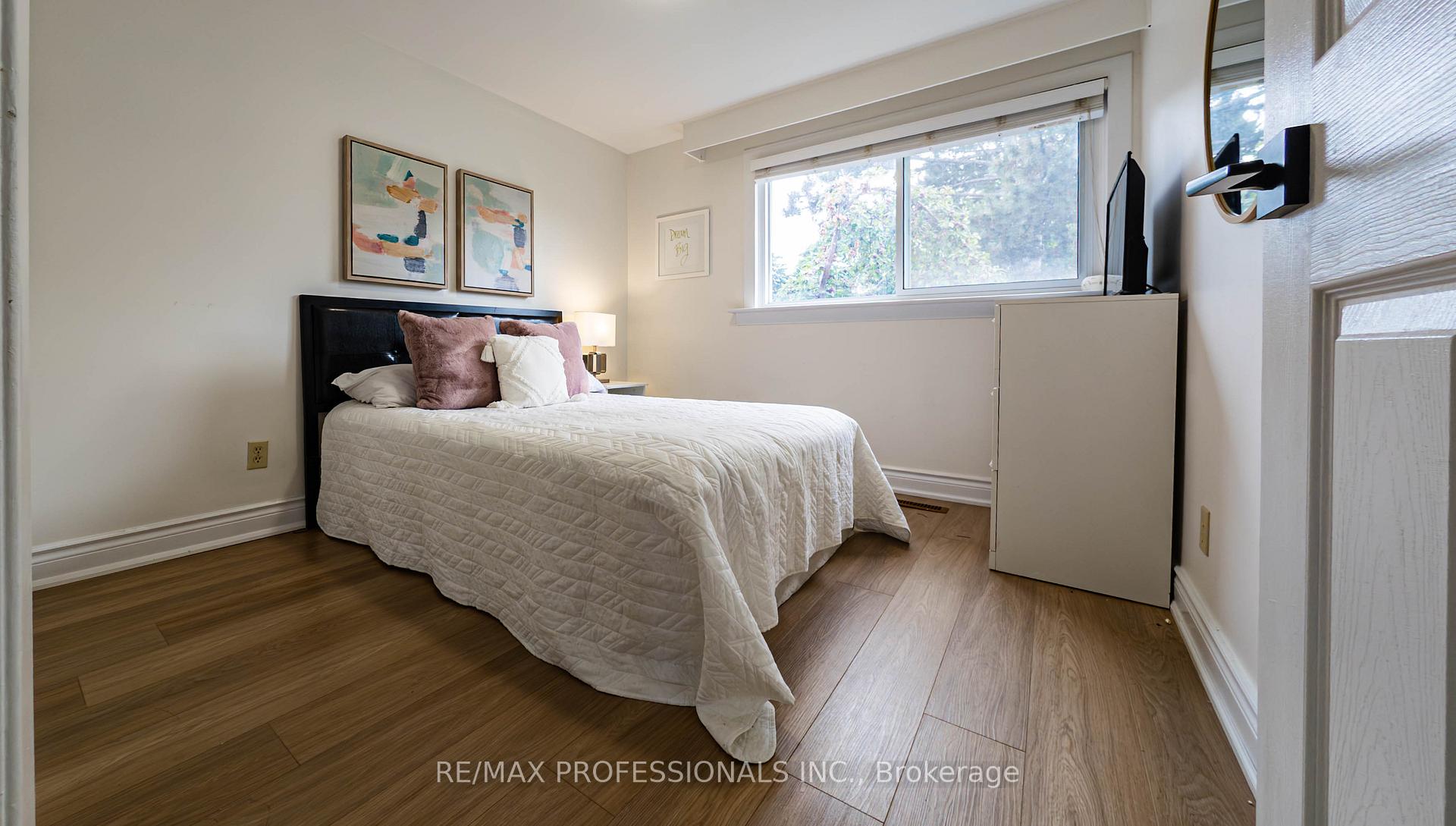 Photo 22 of Unit 27, 1 Wootten Way S, Markham, Sherwood-Amberglen — HOMEH