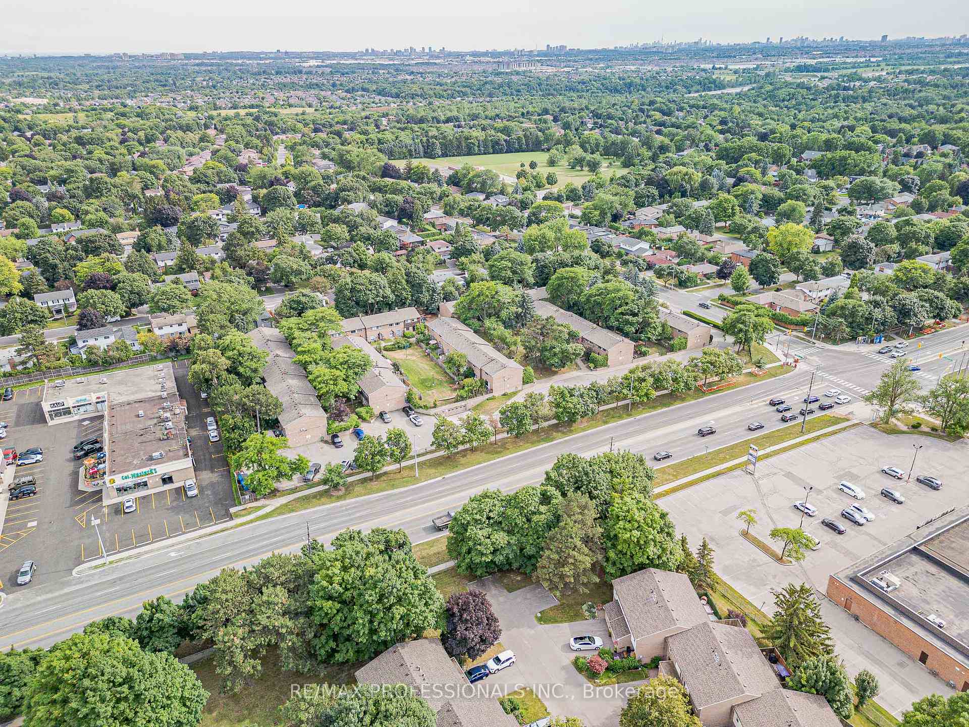 Photo 40 of Unit 27, 1 Wootten Way S, Markham, Sherwood-Amberglen — HOMEH