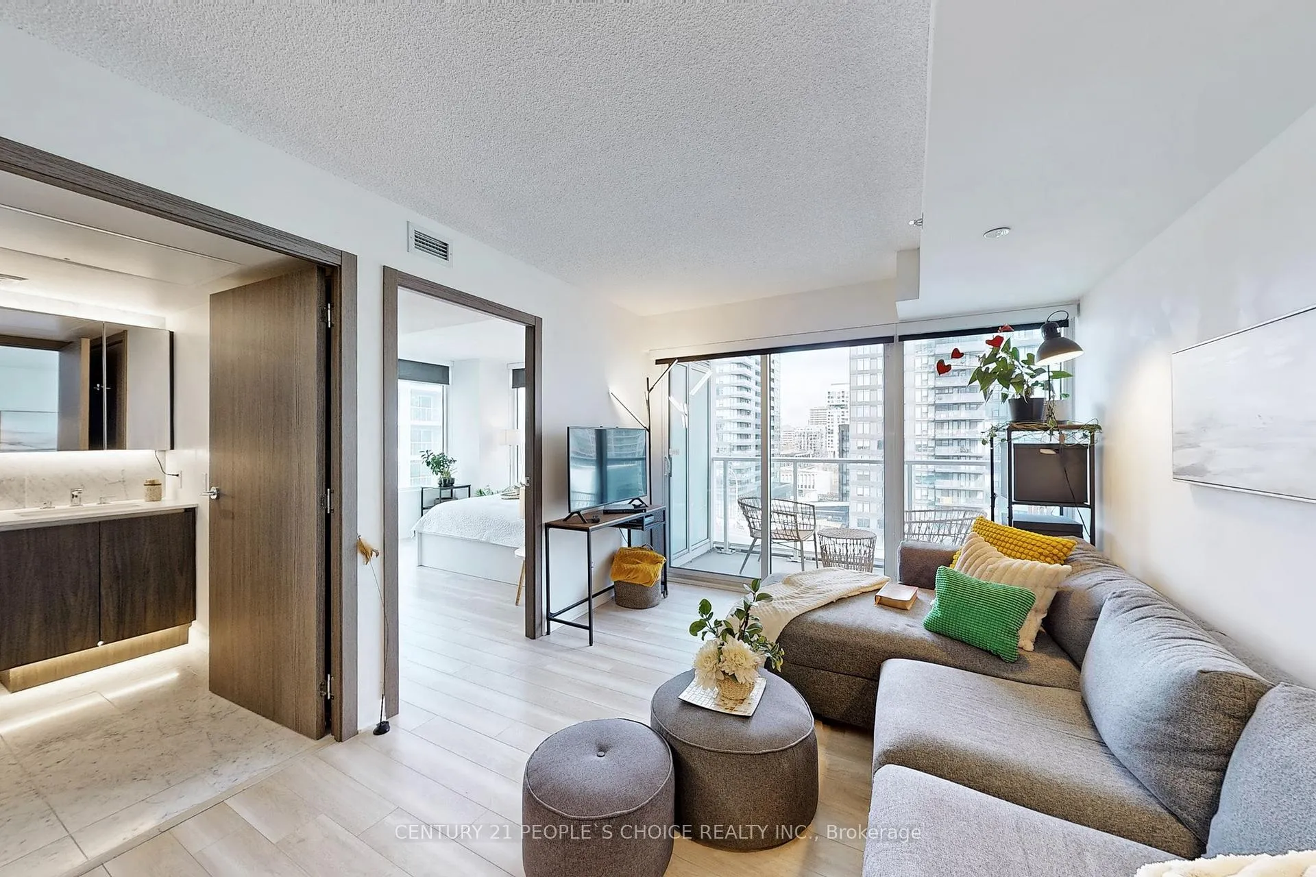 Photo 18 of Unit 1006, 17 Bathurst Street NW, Toronto, Waterfront Communities — HOMEH