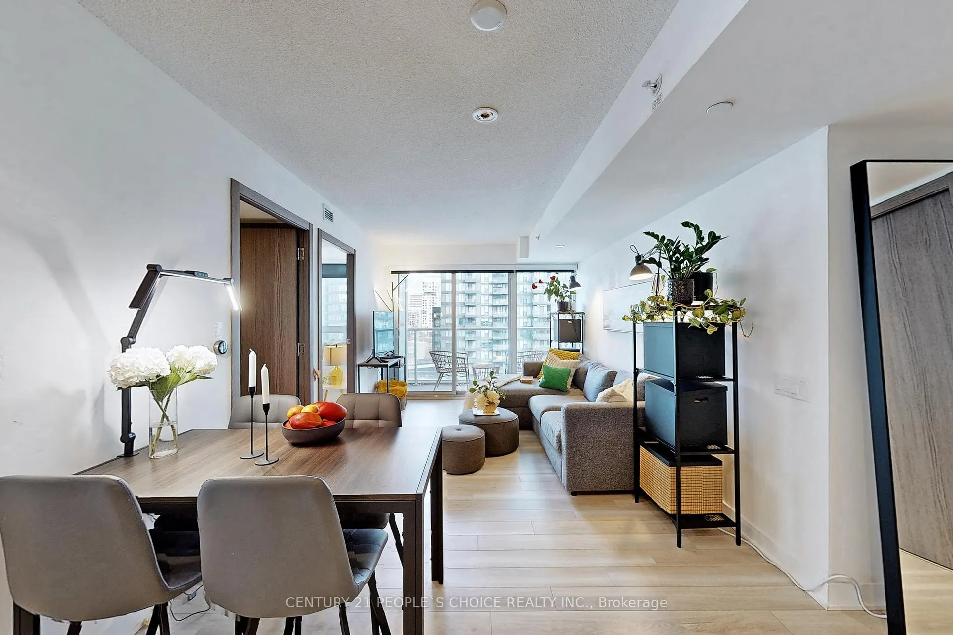 Photo 31 of Unit 1006, 17 Bathurst Street NW, Toronto, Waterfront Communities — HOMEH