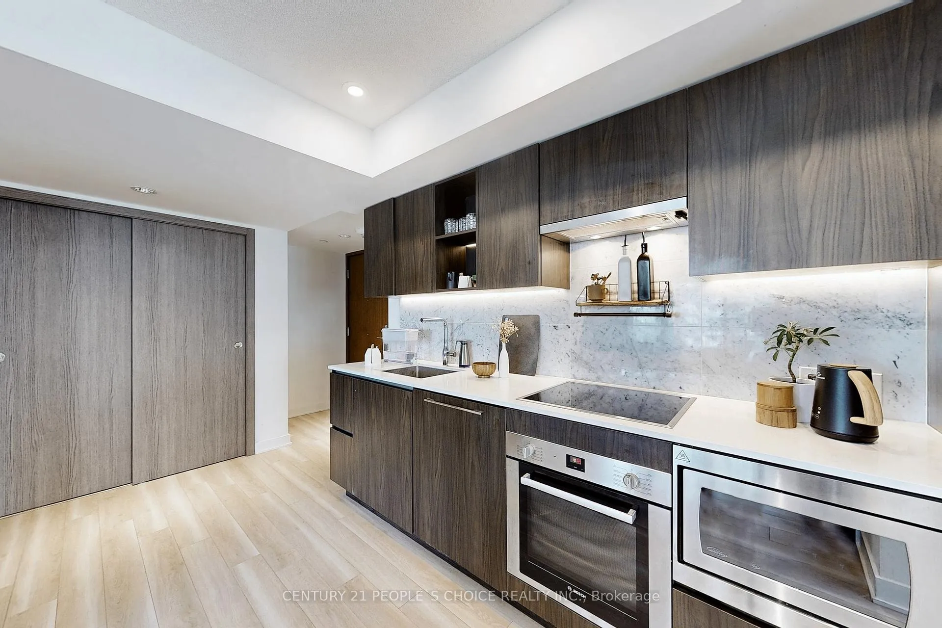 Photo 37 of Unit 1006, 17 Bathurst Street NW, Toronto, Waterfront Communities — HOMEH