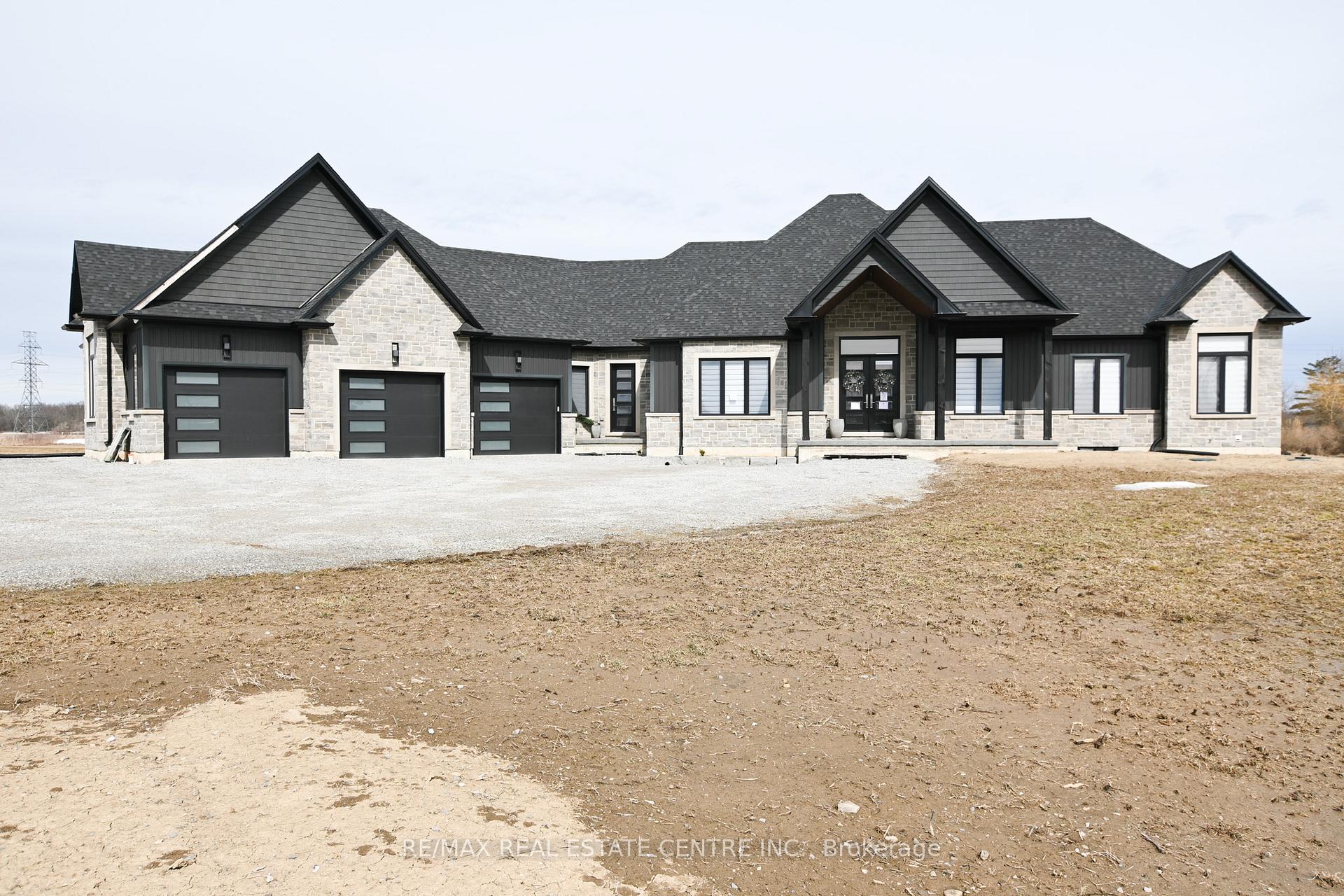 Photo 1 of Unit 3, 7325 Sunset Place, Grimsby, Grimsby Escarpment — HOMEH