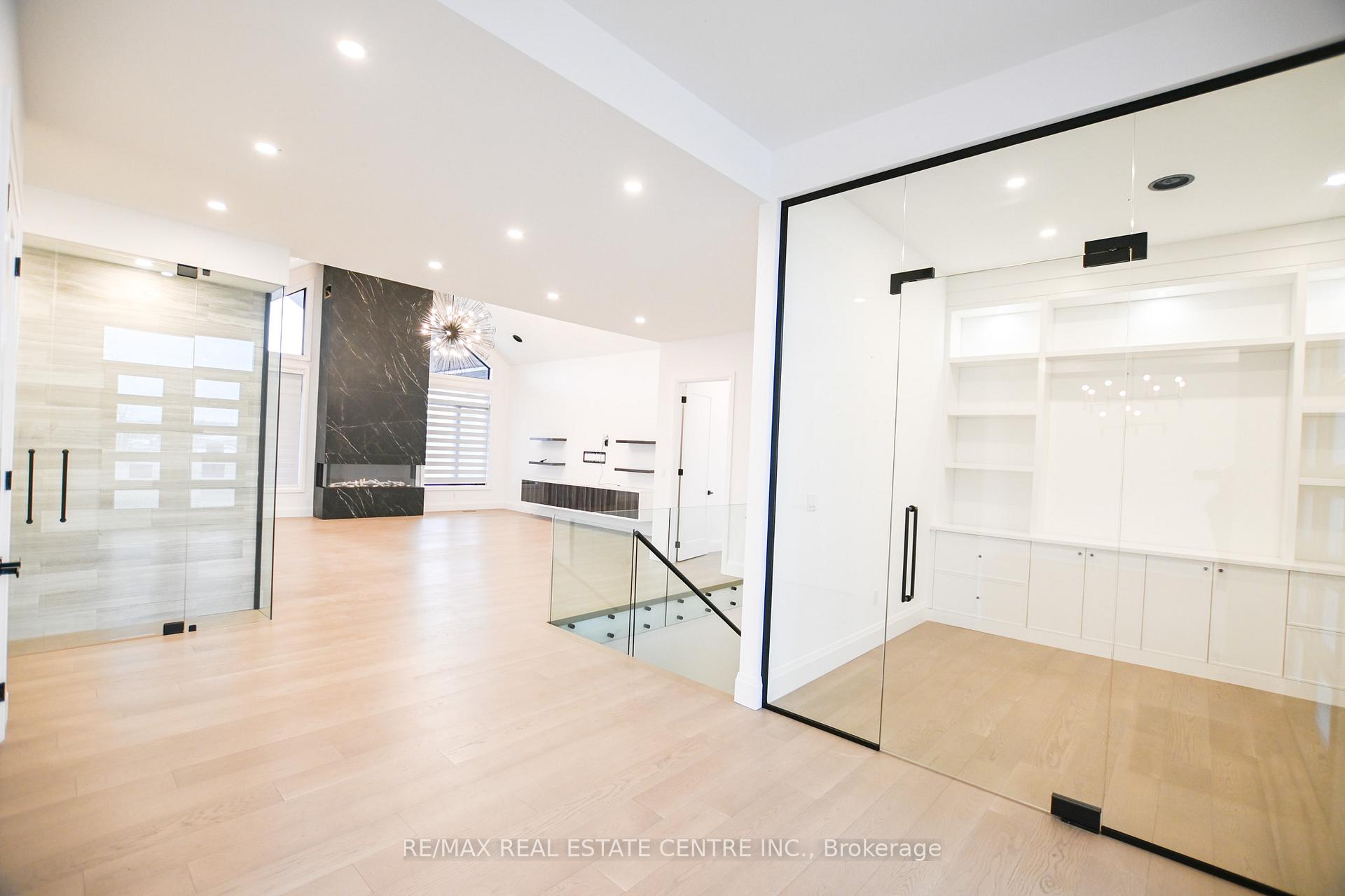 Photo 3 of Unit 3, 7325 Sunset Place, Grimsby, Grimsby Escarpment — HOMEH