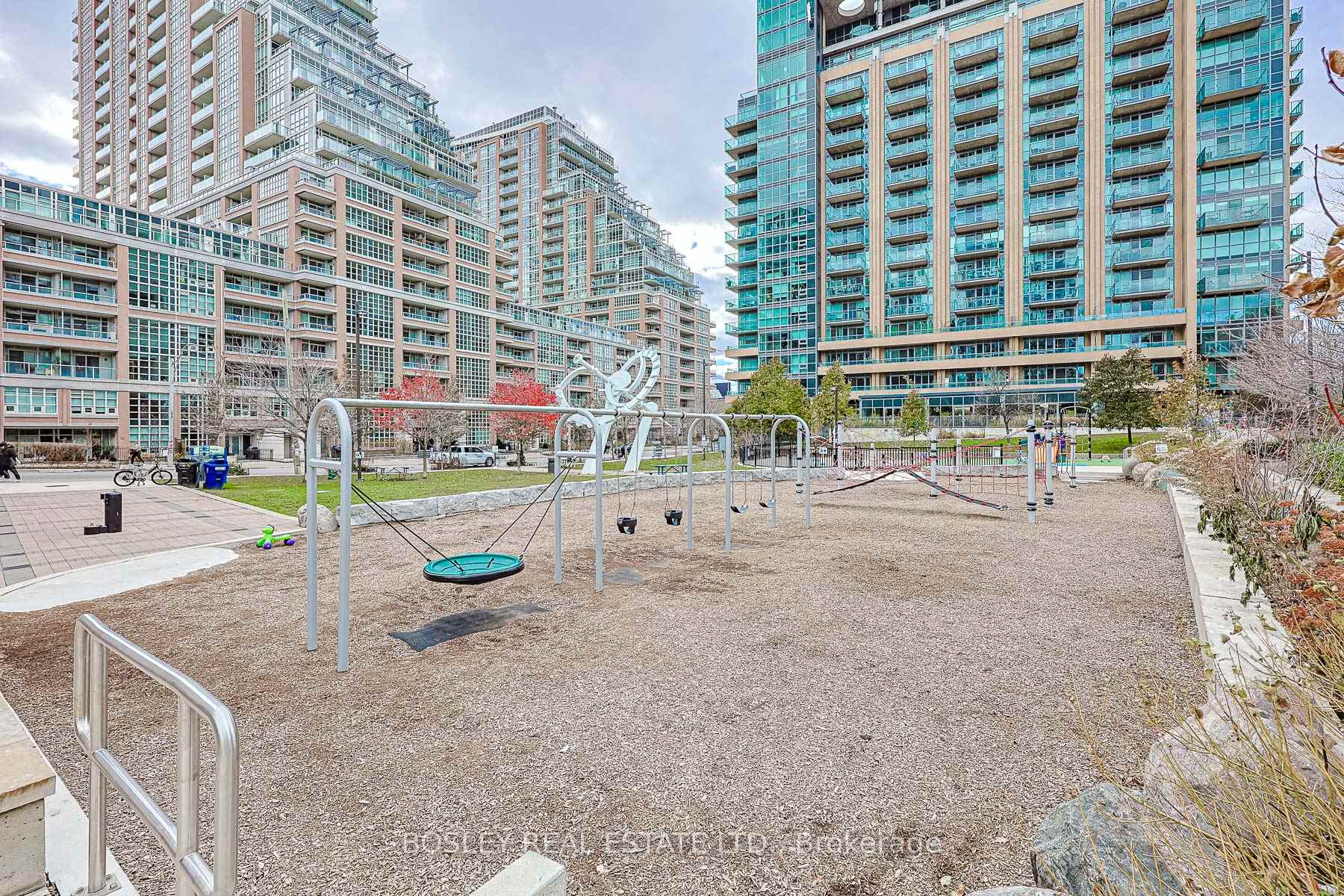 Photo 31 of Unit 923, 50 Western Battery Road, Toronto, Niagara — HOMEH
