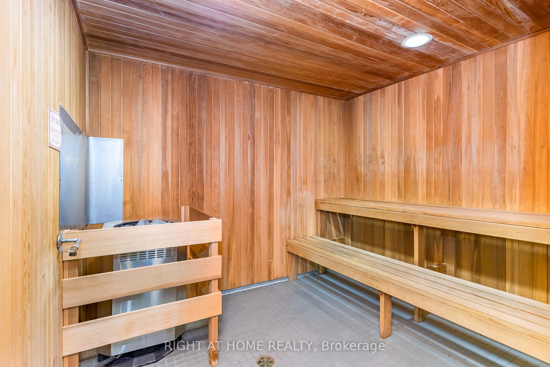 Photo 5 of Unit 911, 360 Watson Street, Whitby, Port Whitby — HOMEH