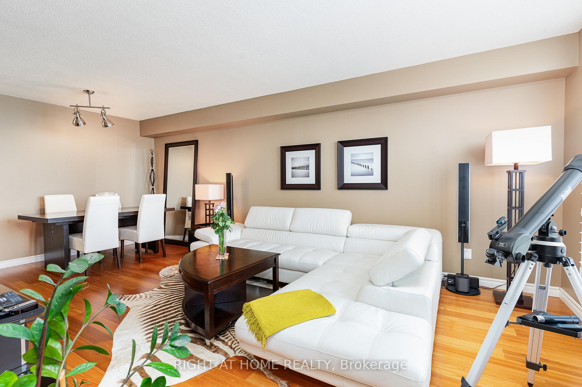 Photo 11 of Unit 911, 360 Watson Street, Whitby, Port Whitby — HOMEH