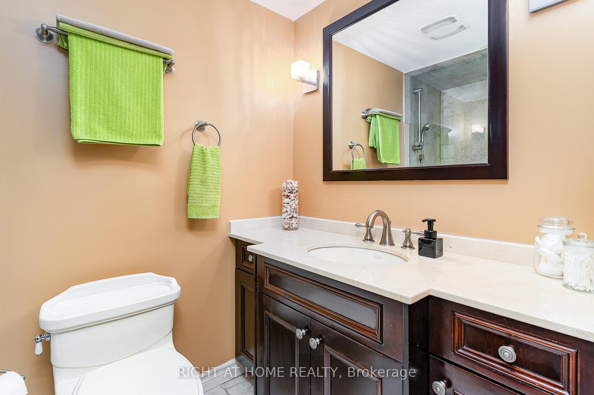 Photo 21 of Unit 911, 360 Watson Street, Whitby, Port Whitby — HOMEH