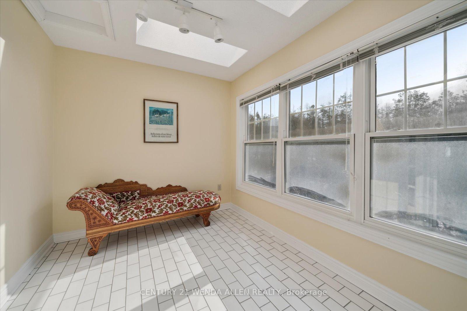 Photo 8 of Unit I8, 1659 Nash Road, Clarington, Courtice — HOMEH