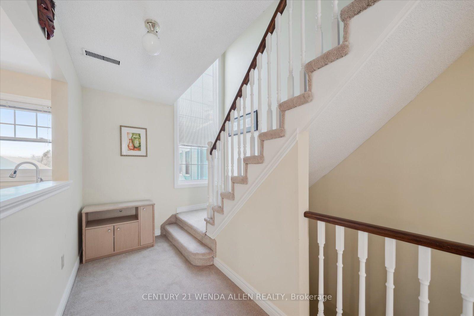 Photo 15 of Unit I8, 1659 Nash Road, Clarington, Courtice — HOMEH