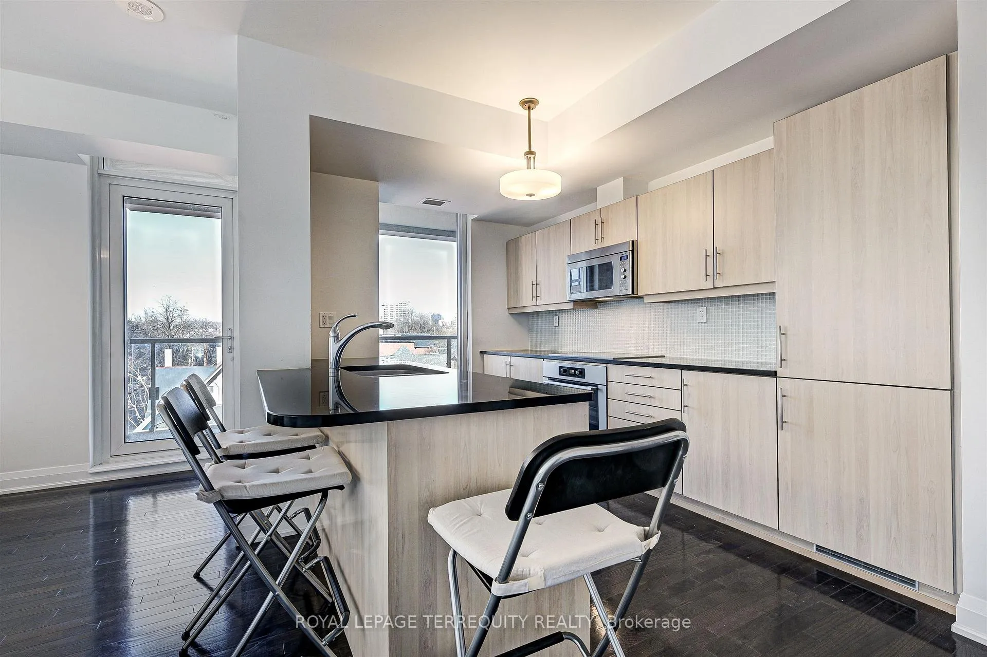 Photo 12 of Unit 418, 1 Bedford Road, Toronto, The Annex — HOMEH