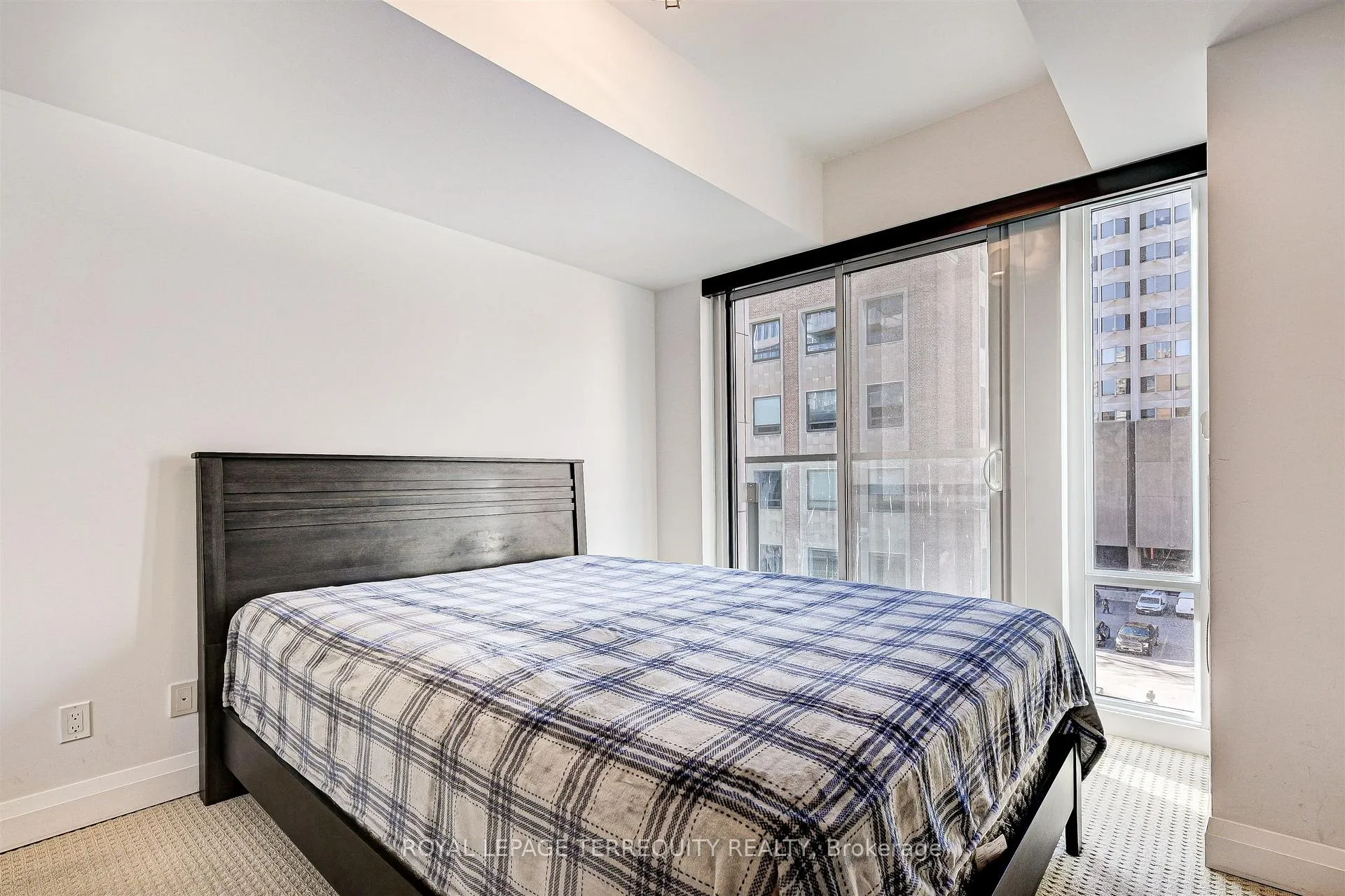 Photo 20 of Unit 418, 1 Bedford Road, Toronto, The Annex — HOMEH