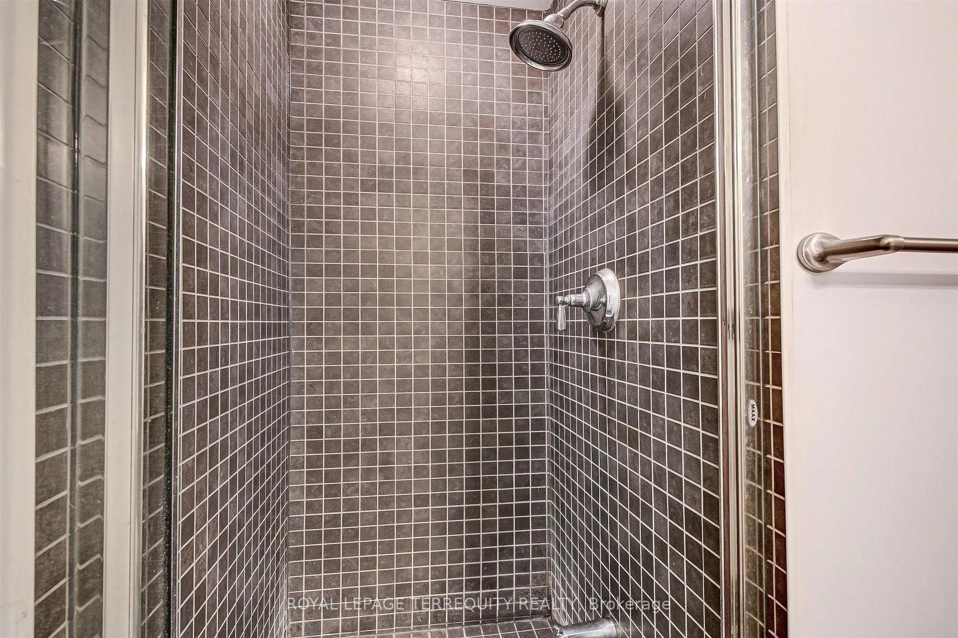 Photo 27 of Unit 418, 1 Bedford Road, Toronto, The Annex — HOMEH