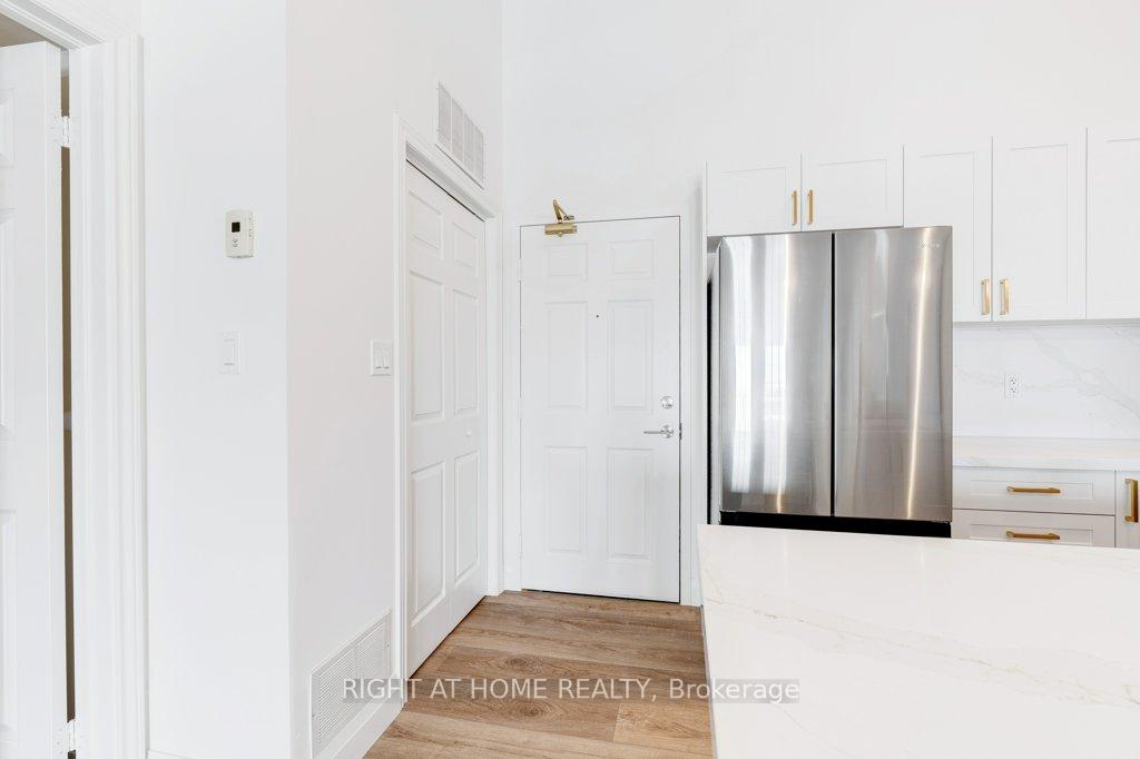 Photo 3 of Unit 409, 1491 Maple Avenue, Milton, Dempsey — HOMEH