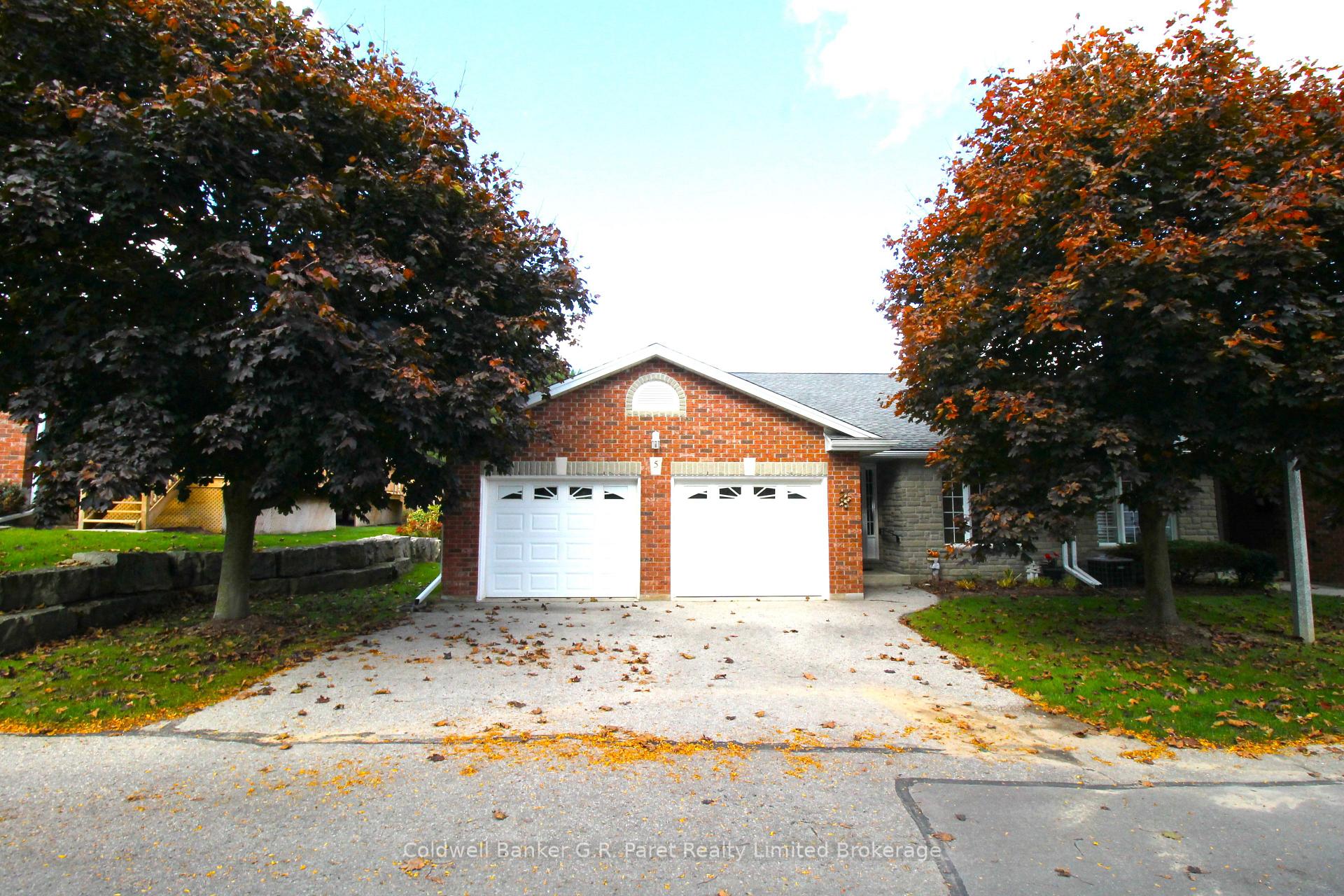 Photo 2 of Unit 5, 150 Oak Street, Norfolk, Simcoe — HOMEH