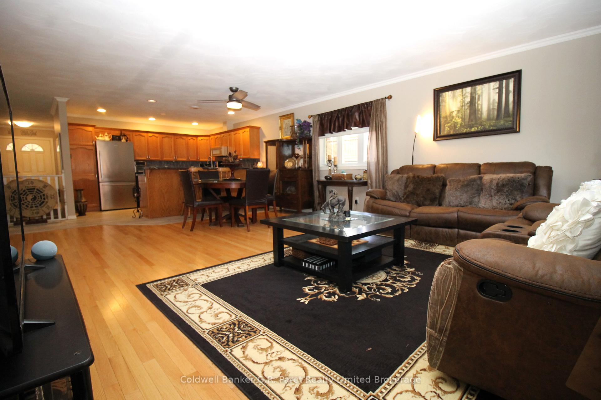 Photo 6 of Unit 5, 150 Oak Street, Norfolk, Simcoe — HOMEH