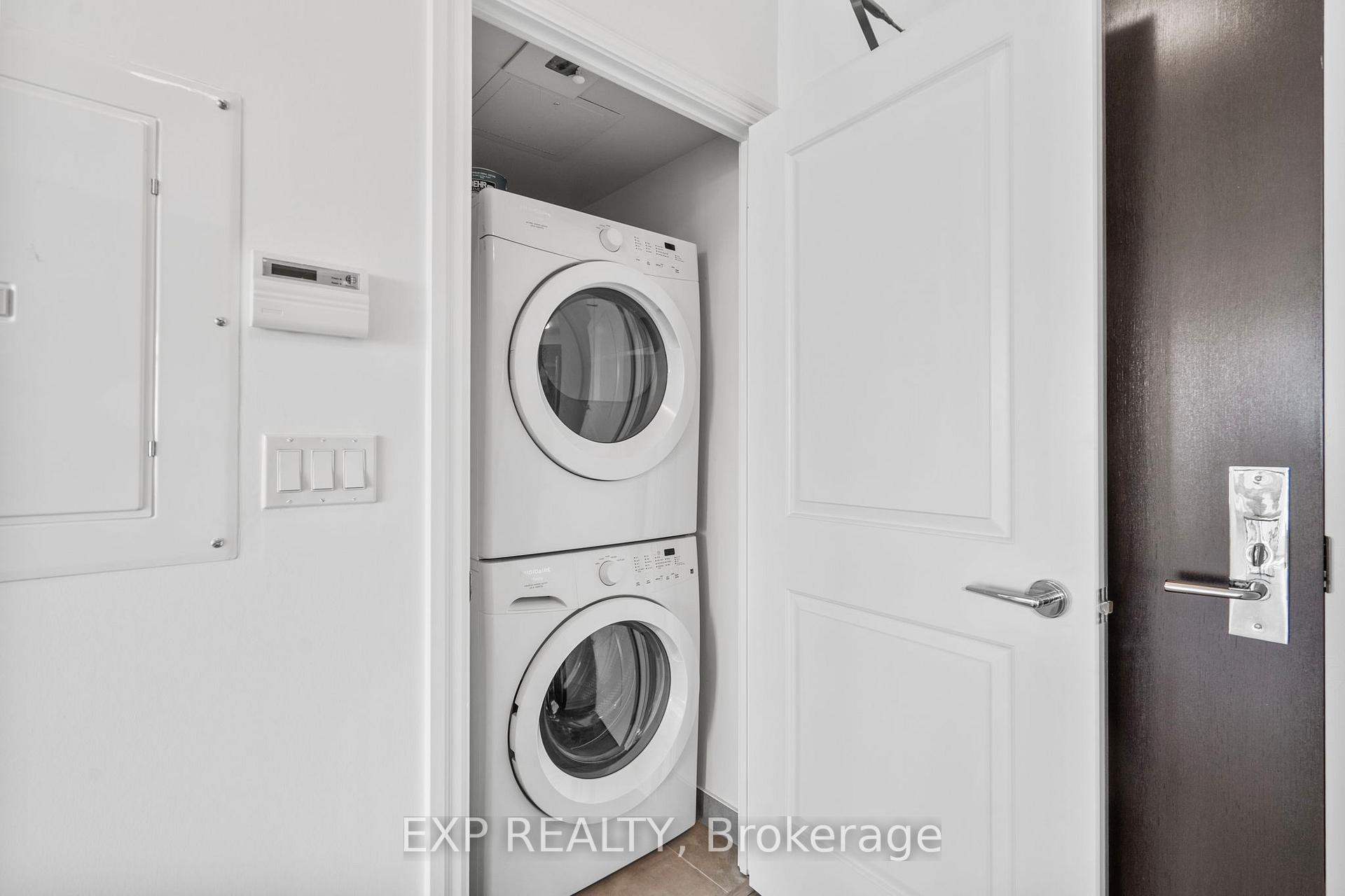 Photo 12 of Unit 1103, 8110 Birchmount Road, Markham, Unionville — HOMEH