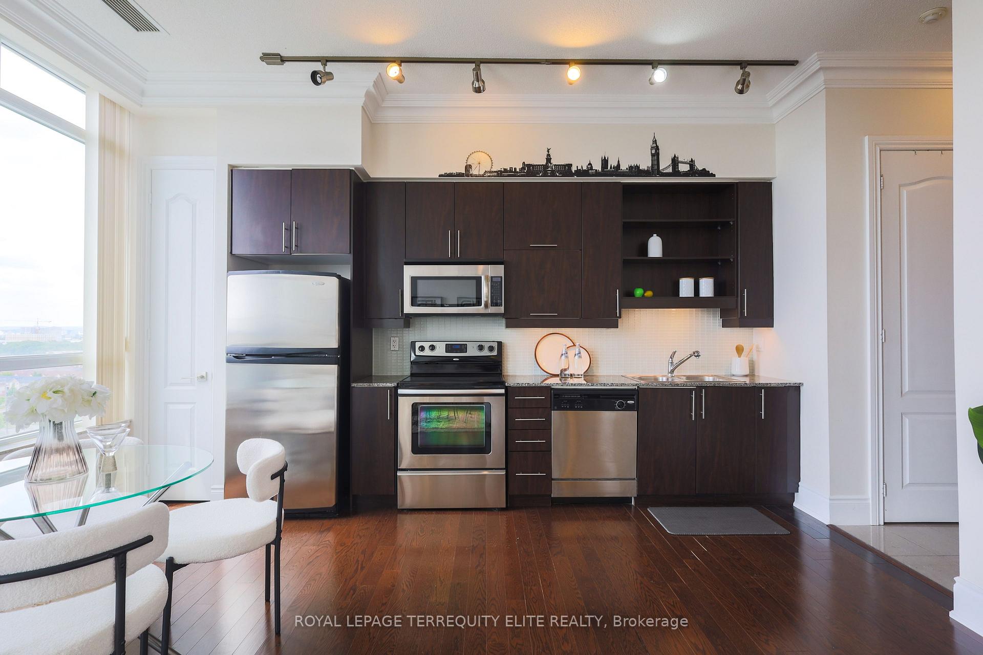 Photo 5 of Unit UPH1, 60 South Town Centre Boulevard, Markham, Unionville — HOMEH