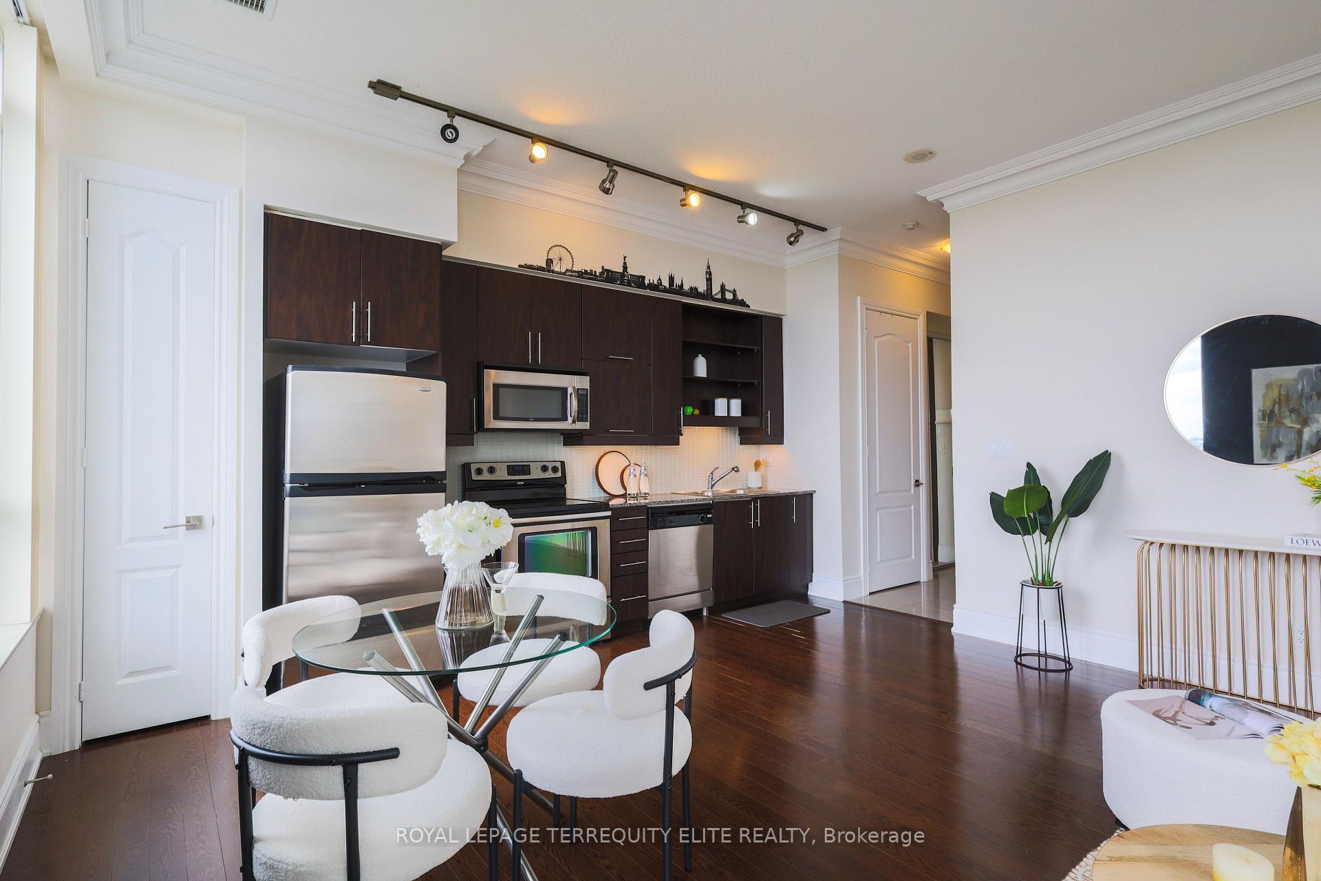 Photo 6 of Unit UPH1, 60 South Town Centre Boulevard, Markham, Unionville — HOMEH