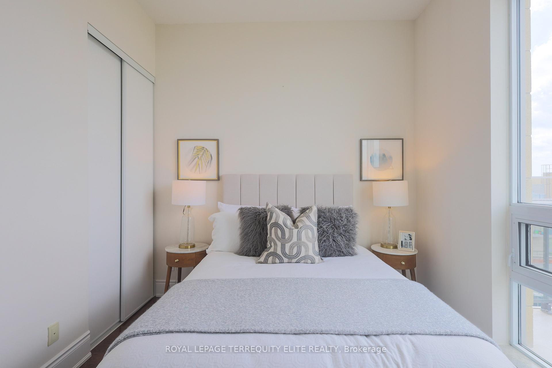 Photo 12 of Unit UPH1, 60 South Town Centre Boulevard, Markham, Unionville — HOMEH