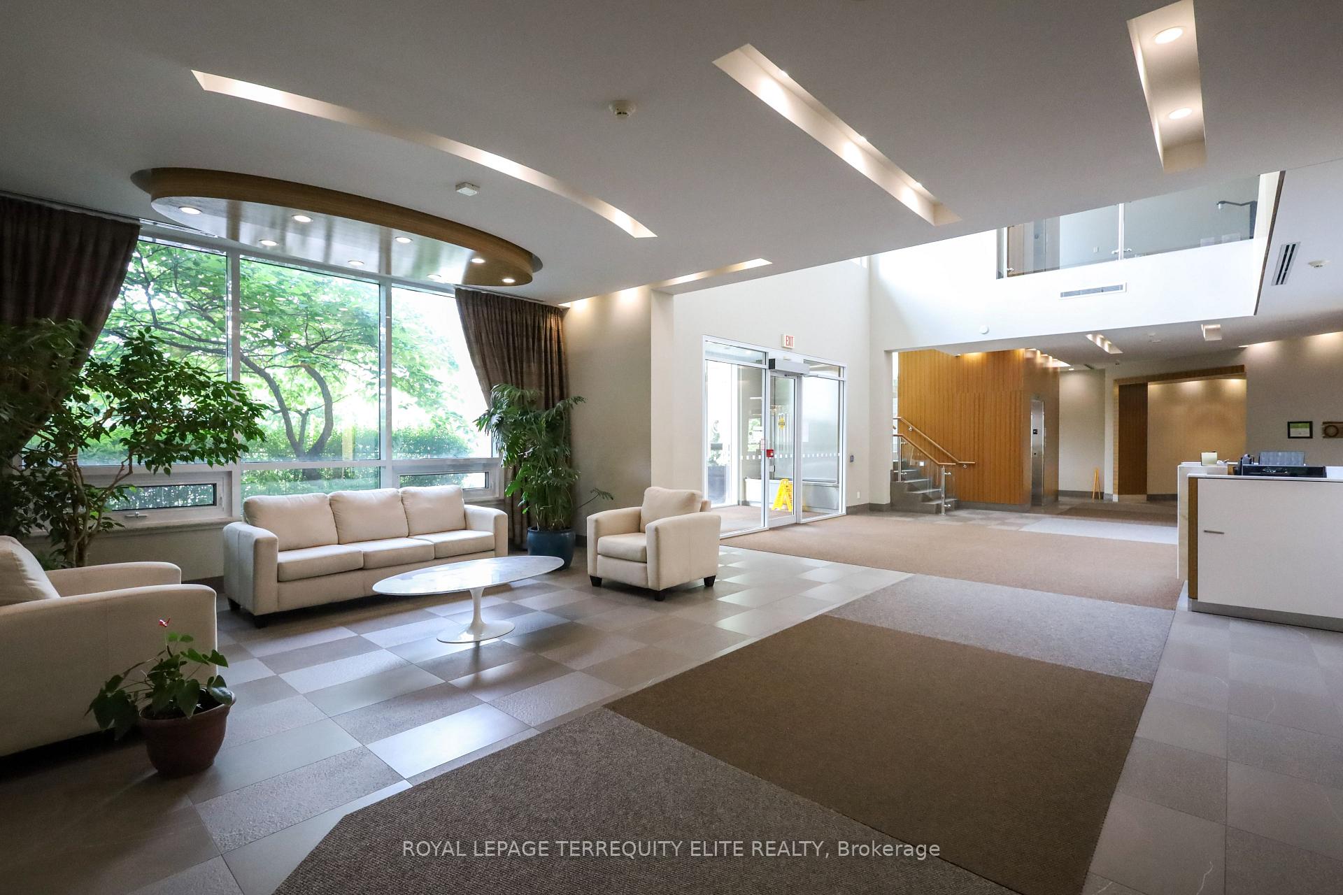 Photo 26 of Unit UPH1, 60 South Town Centre Boulevard, Markham, Unionville — HOMEH