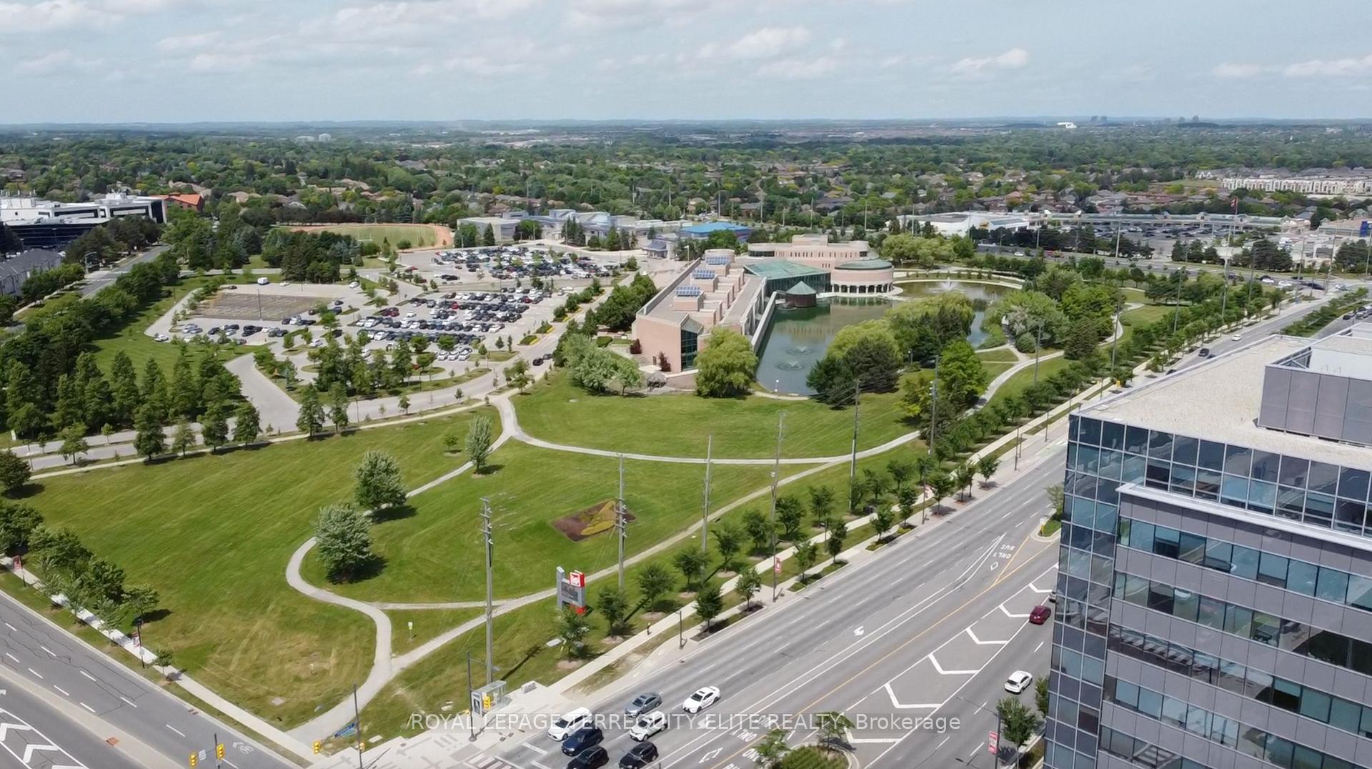 Photo 37 of Unit UPH1, 60 South Town Centre Boulevard, Markham, Unionville — HOMEH