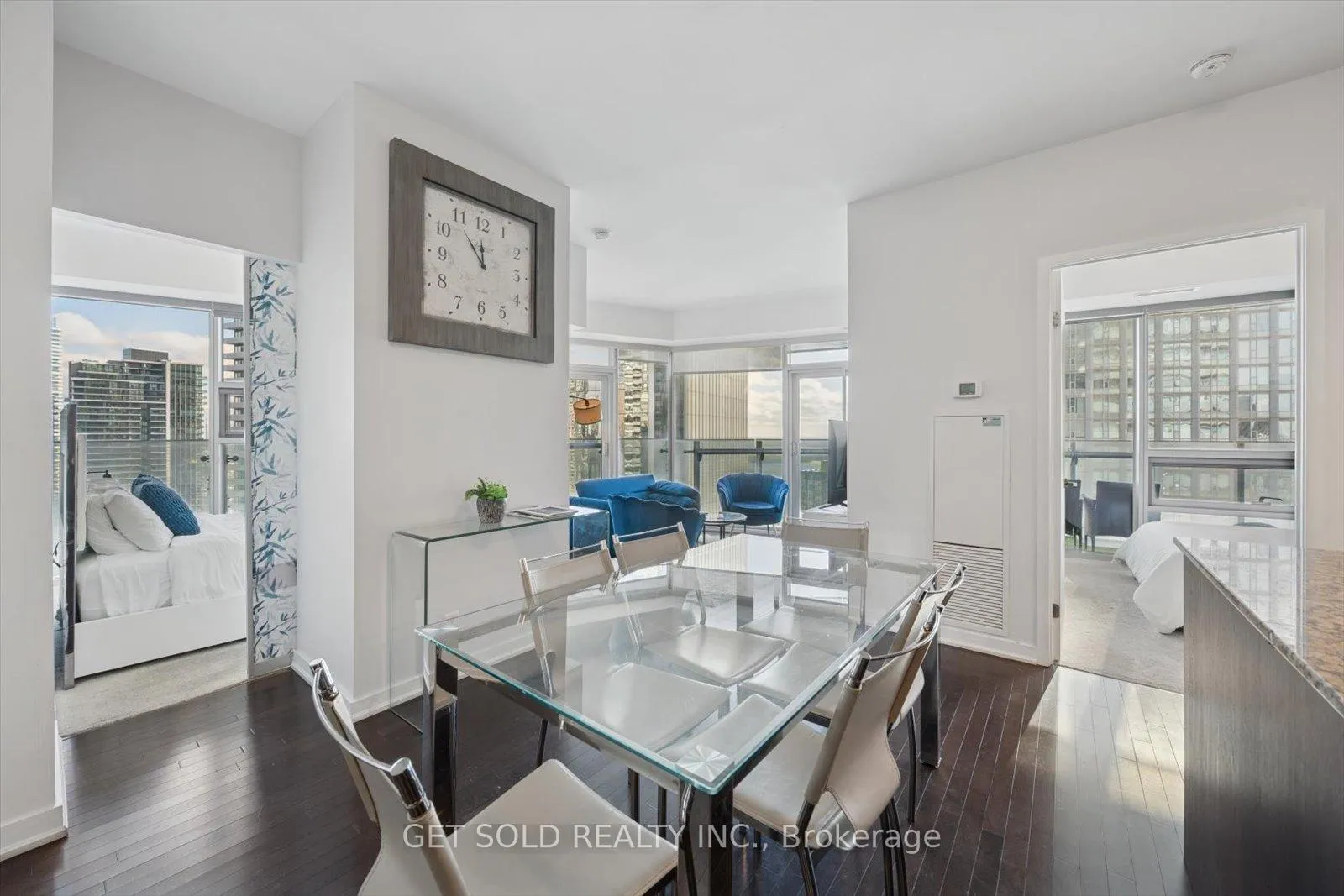 Photo 3 of Unit 3803, 14 York Street, Toronto, Waterfront Communities — HOMEH