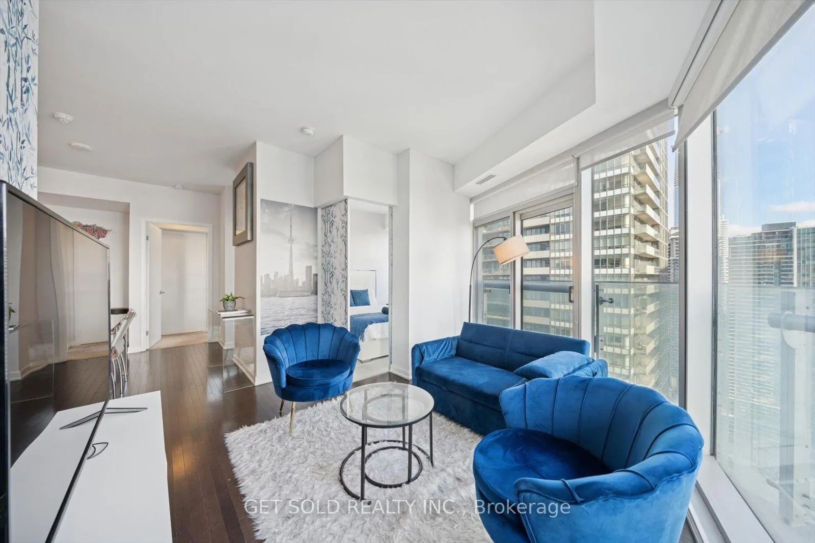 Photo 4 of Unit 3803, 14 York Street, Toronto, Waterfront Communities — HOMEH