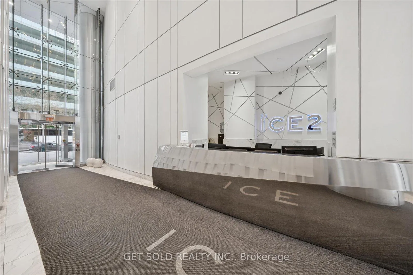 Photo 28 of Unit 3803, 14 York Street, Toronto, Waterfront Communities — HOMEH