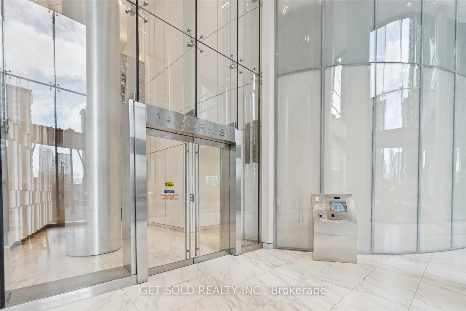 Photo 29 of Unit 3803, 14 York Street, Toronto, Waterfront Communities — HOMEH