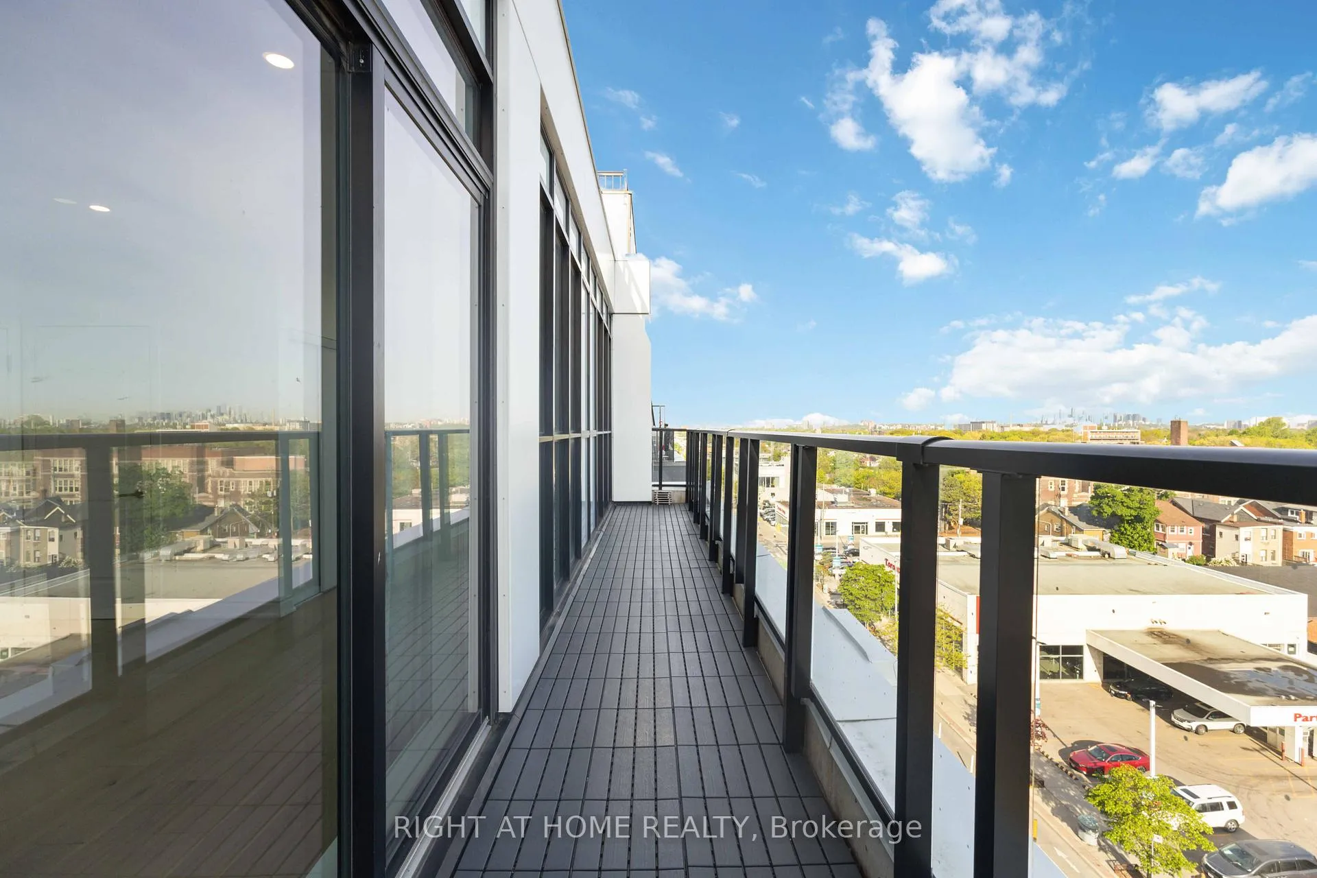 Photo 14 of Unit PH801, 2301 Danforth Avenue S, Toronto, East End-Danforth — HOMEH