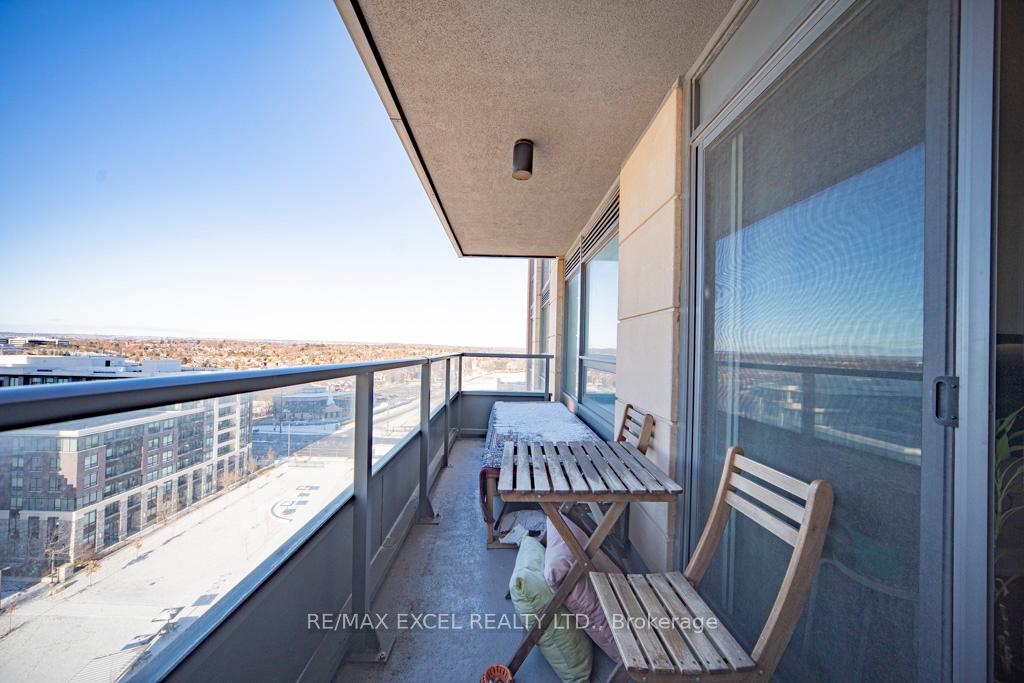 Photo 7 of Unit 1609, 18 Uptown Drive, Markham, Unionville — HOMEH