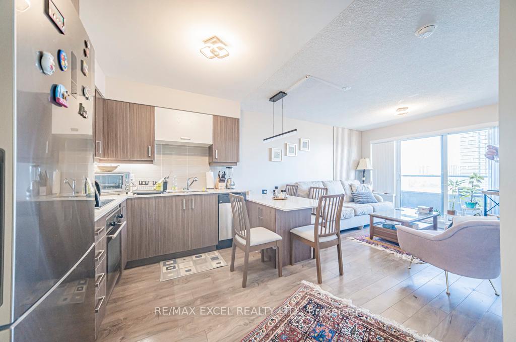 Photo 9 of Unit 1609, 18 Uptown Drive, Markham, Unionville — HOMEH
