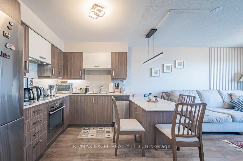Photo 10 of Unit 1609, 18 Uptown Drive, Markham, Unionville — HOMEH