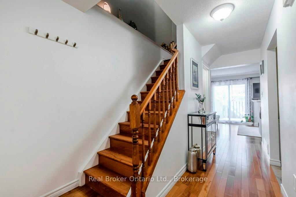 Photo 6 of Unit 16, 610 Barton Street, Hamilton, Stoney Creek — HOMEH