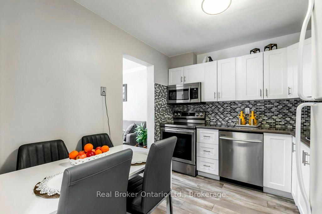 Photo 7 of Unit 16, 610 Barton Street, Hamilton, Stoney Creek — HOMEH