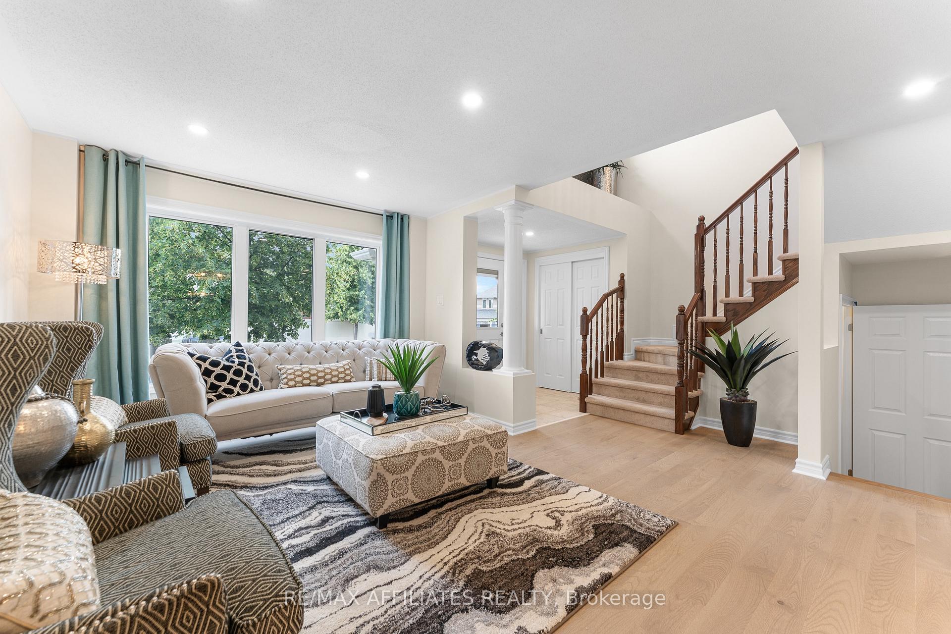 Photo 6 of 50 Cormack Circle, Ottawa, Barrhaven - Strandherd — HOMEH