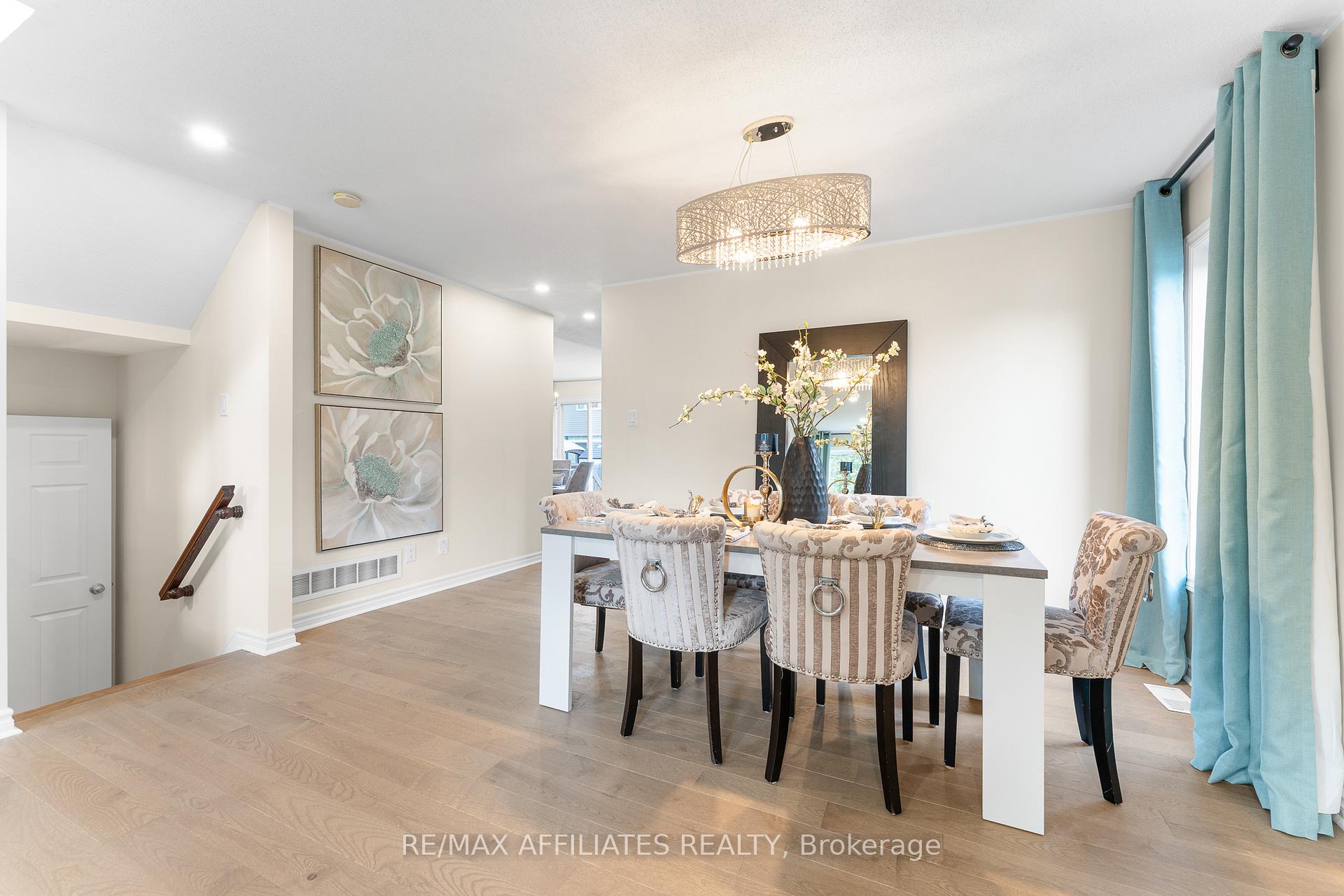 Photo 7 of 50 Cormack Circle, Ottawa, Barrhaven - Strandherd — HOMEH