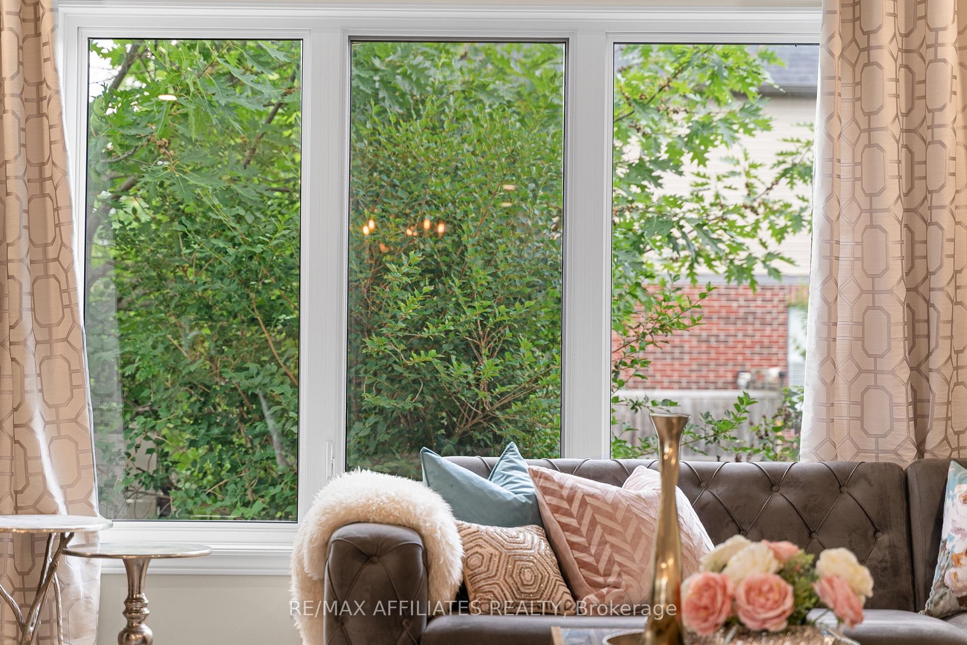 Photo 20 of 50 Cormack Circle, Ottawa, Barrhaven - Strandherd — HOMEH