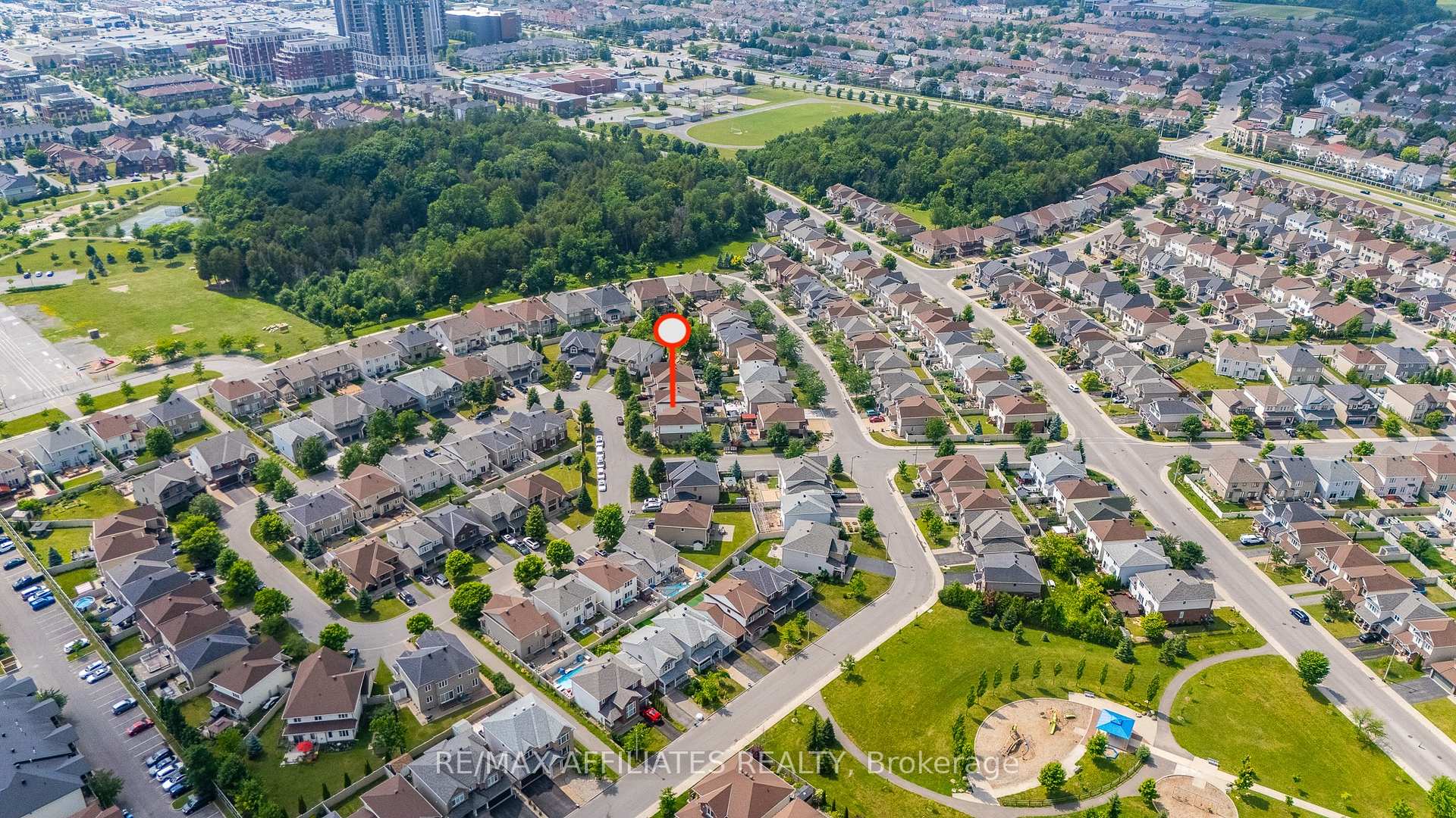 Photo 38 of 50 Cormack Circle, Ottawa, Barrhaven - Strandherd — HOMEH