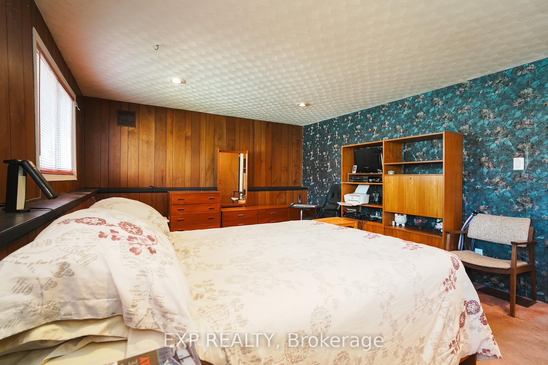 Photo 28 of 36 Keewatin Crescent, Ottawa, Borden Farm/Stewart Farm/Carleton Heights/Parkwood Hills — HOMEH
